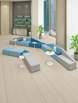 Mokymo įstaiga įmonės biuro fojė priėmimo poilsio zona kūrybos specialios formos modernus laisvalaikio sofa derinys