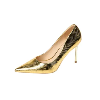Prekės moterų batai Europoje ir Amerikoje, seksualus aukso gyvatė aukštakulnius moteris 2023 naujas plonas su nurodė vestuvių batai moterų avalynė