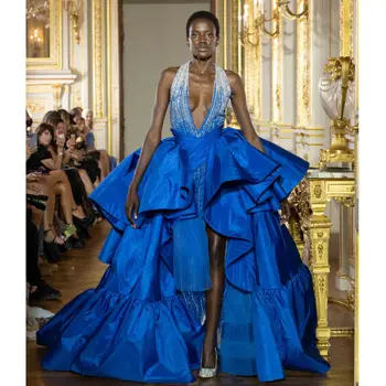 Unikalus Dizainas Royal Blue Blizgučiais Sumaišykite Chalatai Su Perdanga Seksualus Apynasrio Padalinta Ilgai Prom Dresses Blizga Oficialų Suknelė
